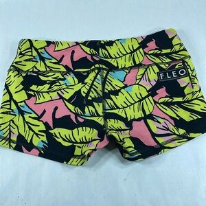 Fleo medium original shorts